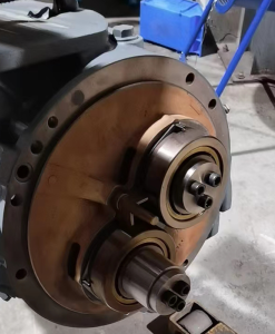 Bộ Phận Air End Atlas Copco 1616590481 O.F.S. M-21 ZR ZT Máy Nén Khí Ốc Vít Không Dầu